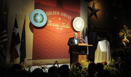 His Highness the Aga Khan speaking at the Texas Gala in honour of his Golden Jubilee.  2008-04-12