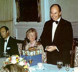 Timeline Photo 8304326v.jpg