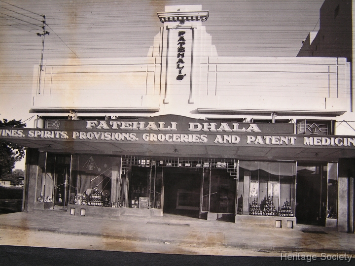 01_count_dhalla_hero_history_010 