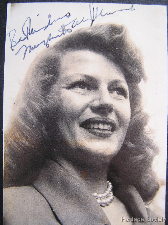 1951_mombasa_alykhan_rita_agakhan_signed_034 