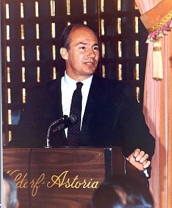 198306usa008.jpg